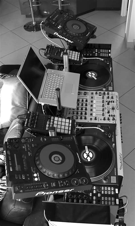 Acme furniture suitor music recording studio desk, black. Black and White Setup - DJ Setup at FunDJStuff.com