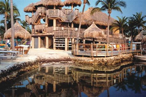 7 Must Visit Tiki Bars And Restaurants In Florida