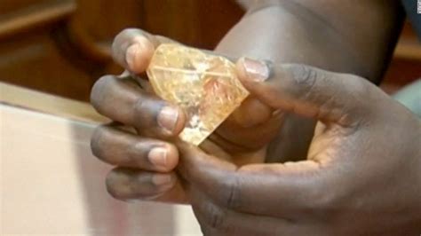 Pastor Finds Massive Diamond Gives It Away Cnn Video