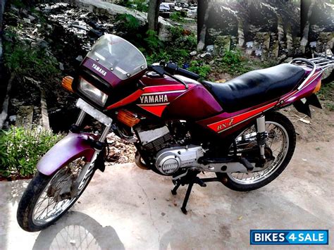 Used 1999 Model Yamaha Rxz For Sale In Guntur Id 58849 Maroon Colour