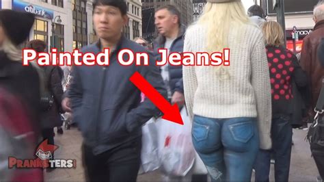 Girl Walks Around NYC With No Pants Model Pranksters Pranksters Media