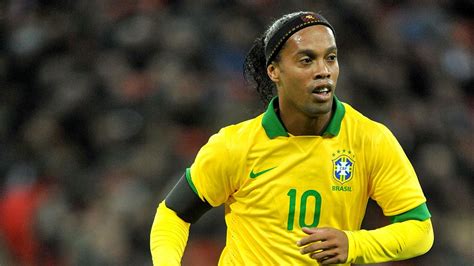 Brazilian World Cup Winner Ronaldinho Retires Football Eurosport