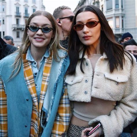 Defne Adlı Kullanıcının Bella Hadid Panosundaki Pin Moda Kadın Kıyafet