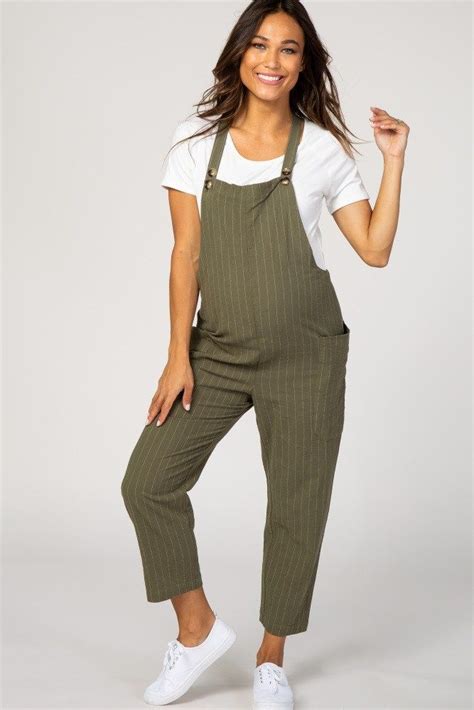 Maternity Overalls How To Style The Bump In Maternity