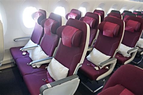 Review Qatar Airways Airbus A350 Business And Economy Class