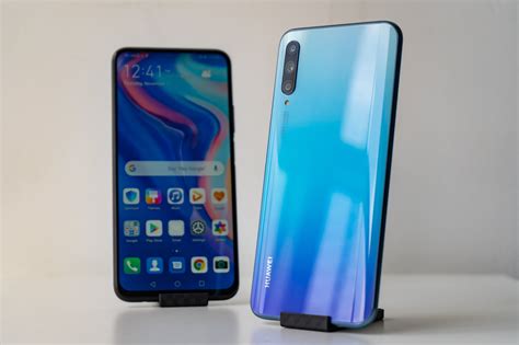 Latest huawei mobile phones 2020. Huawei's Latest Phone, The Y9s Somehow Has Google; Time To ...