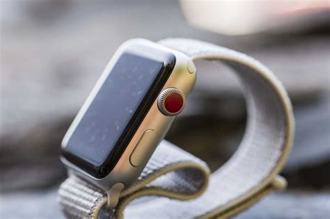 Bandh Is Selling The Apple Watch Series 3 With Cellular For Some Of The