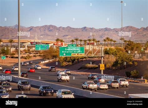Freeway traffic jam usa hi-res stock photography and images - Alamy