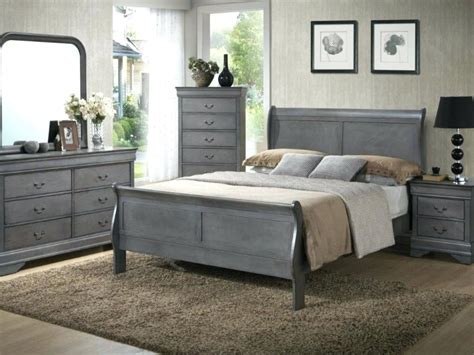Shop birch lane for farmhouse & traditional bedroom sets, in the comfort of your home. Distressed bedroom furniture distressed gray bedroom ...