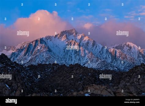 Sierra Nevada Mountains Stock Photo Alamy