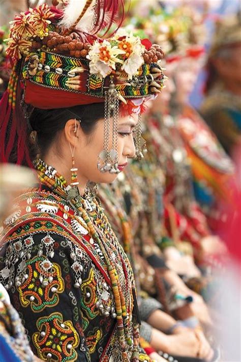 Taiwan Traditional Dress Taiwan Aborigine Girl World Cultures