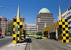 Busstop Hannover. Bron: Hannover Tourismus Service | Architecture ...