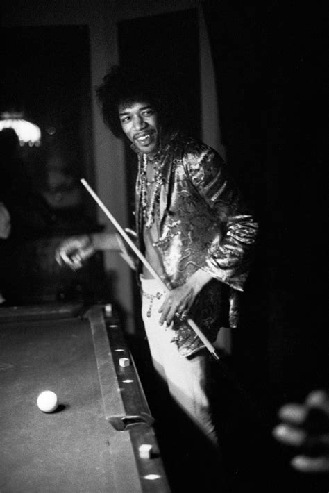 See Vintage Jimi Hendrix Photos By Ed Caraeff Time Classic Rock