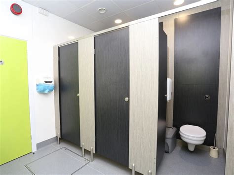 What Are The Standard Toilet And Shower Cubicle Sizes