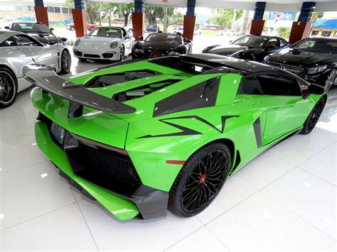 Verde Mantis Lamborghini Aventador Sv Roadster Is A Thing