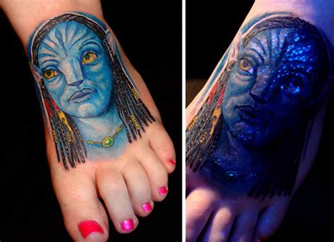 Share the best gifs now >>>. 30 Glow-In-The-Dark Tattoos That'll Make You Turn Out The ...