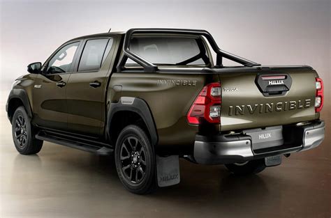 Full service history, bull bar, roof racks, canopy, drawers and ladder racks. New 2020 Toyota Hilux gets host of upgrades, more ...