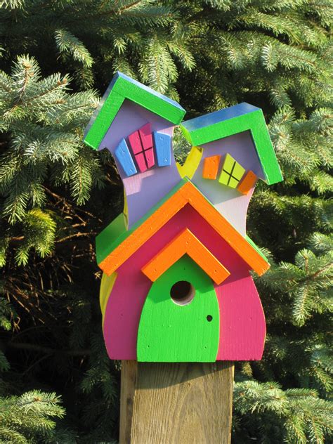 15 Decorative And Handmade Wooden Bird Houses