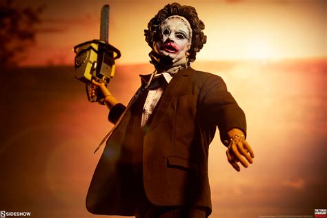 the texas chainsaw massacre leatherface figure by sideshow