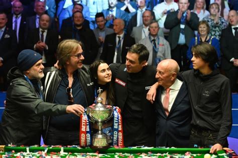 Ronnie Osullivan Reveals Touching Moment With His Dad After Seventh World Title Metro News
