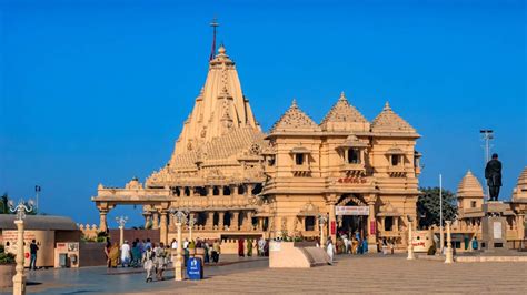 Somnath Temple To Dwarkadhish Temple 5 Popular Temples That Are Worth