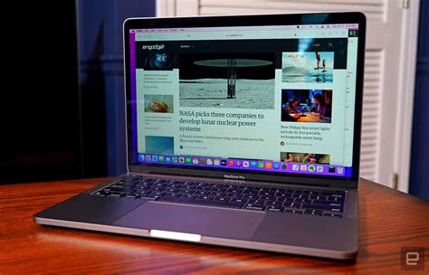 Macbook Pro 13 Inch Review M2 2022 Pro In Name Only Engadget