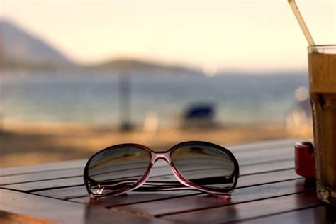 Mirror Coating Sunglasses Pros And Cons In 2021