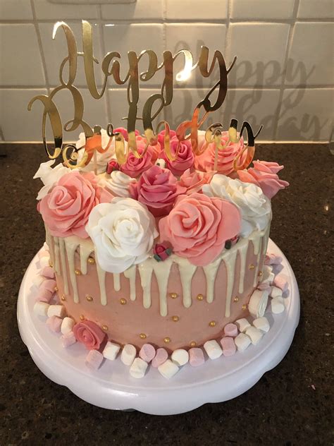 18th Birthday Cake For Girls 19th Birthday Cakes 22nd Birthday Cakes
