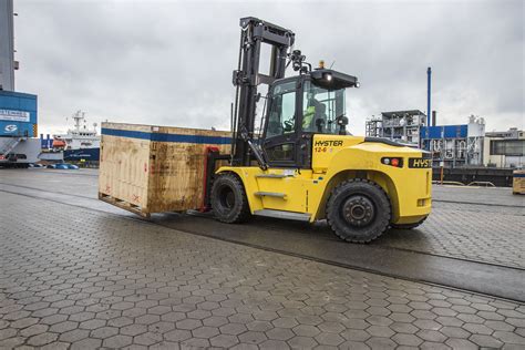 Hyster Europe Launches Updated Heavy Duty Lift Trucks Logistics