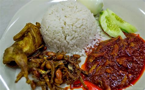 Salah satu daripada gerai nasi lemak ini sudah beroperasi lama dari kalau bercakap tentang nasi lemak paling popular di malaysia, semestinya nasi lemak tanglin antara nama yang paling kerap didengari. KEDAI MAKAN BEST DI KELANTAN: #Nasi #Lemak Sri Maharani ...