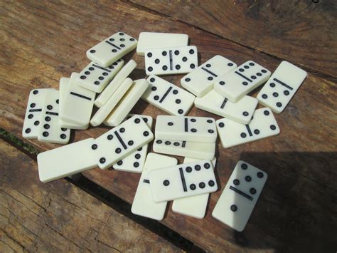 Domino Small Domino Domino Game Pieces Vintage Game Vintage