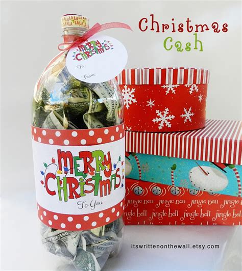 That's why i've gathered some fun ideas to help you find the perfect way to give cash gifts to anyone in your life and for any occasion. Cool and Creative Ways To Give Money As A Gift - The Cottage Market
