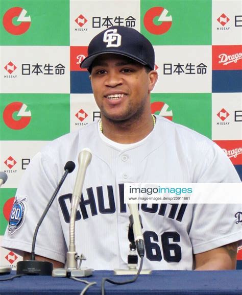 Baseball Viciedo Cl Position Player Of March April Chunichi Dragons