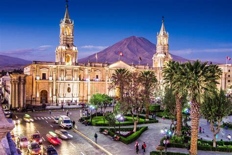 City Tour Arequipa Peatonal Clásico Medio Día Cali Perú Adventure
