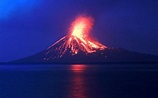 'Volcano Tourism' Is on the Rise — and Geologists Say It Needs to Stop ...