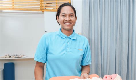 Indonesian Maid In Singapore Bliss Helper