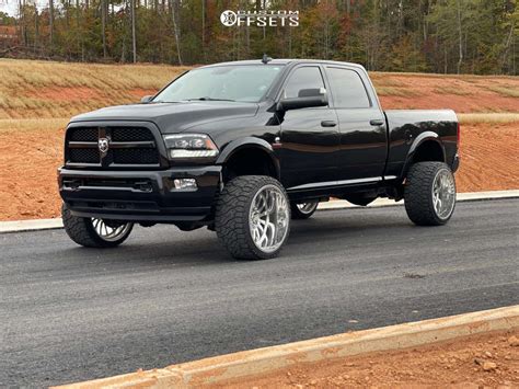 2016 Ram 2500 With 24x14 76 Cali Off Road Summit And 33135r24 Venom