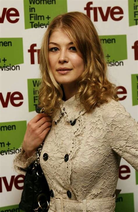 Rosamund Pike At The 2006 Women In Film And Television Awards