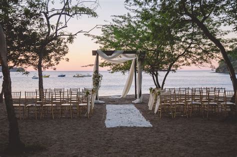 An Intimate Ceremony Location That Will Wow Your Guests La Arboleda