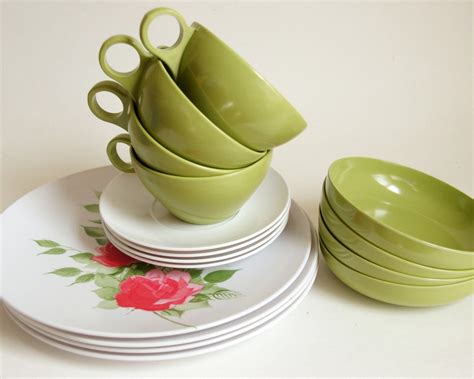 Vintage Melamine Set Pink Rose Dishes Avocado Cups Bowls Four Place Settings Plastic