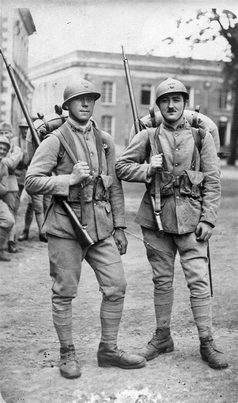French Soldiers 1917 World War One World War Ww1 Soldiers