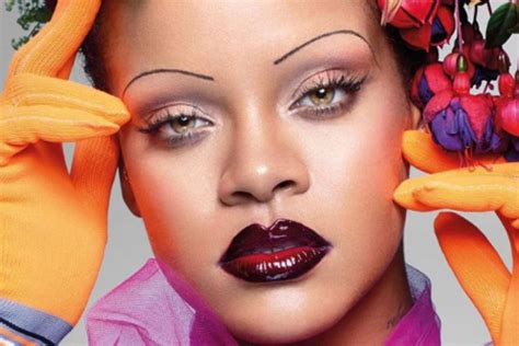 Rihanna Relance La Tendance Des Sourcils Fins