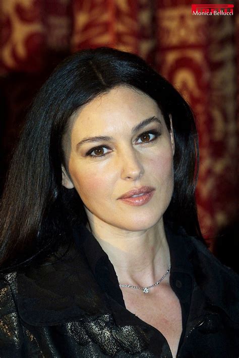Hollywood Actress Monica Bellucci Know Rare