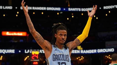 Watch Grizzlies Star Ja Morant Beats Buzzer With Halfcourt Three Pointer