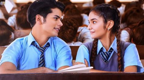 Romantic Chemistry Siddharth Nigam And Anushka Are Each Others Aadat