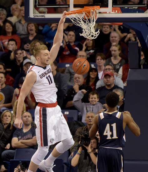 Gonzagas Domantas Sabonis Named Wcc Player Of Week The Spokesman Review