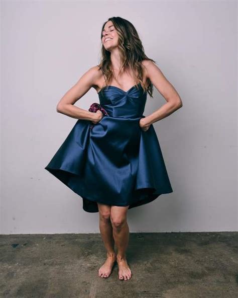 Sutton Foster Measurements Bio Height Weight Shoe And Bra Size