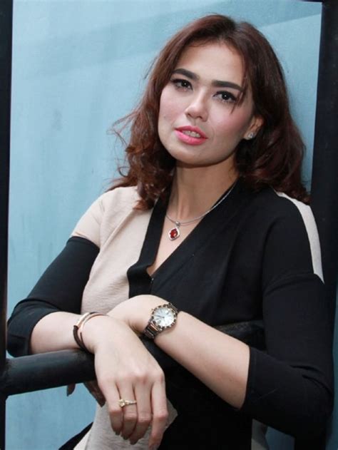 Anthony singers & thurston dart. Catherine Wilson Jawab KPK soal Mobil dari Wawan - kumparan.com