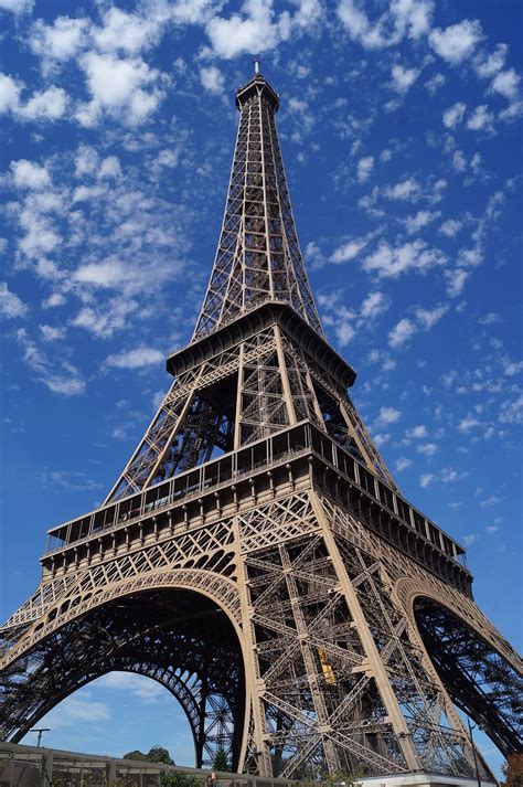 Eiffel Tower Paris Eiffel Tower Sky Sunny Paris France Tower