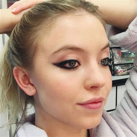 Bring Out Those Big Eyes Had To Post This Look From The Euphoria Pilot Sydney Sweeney Has
